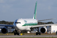 Самолет Airbus A330-200