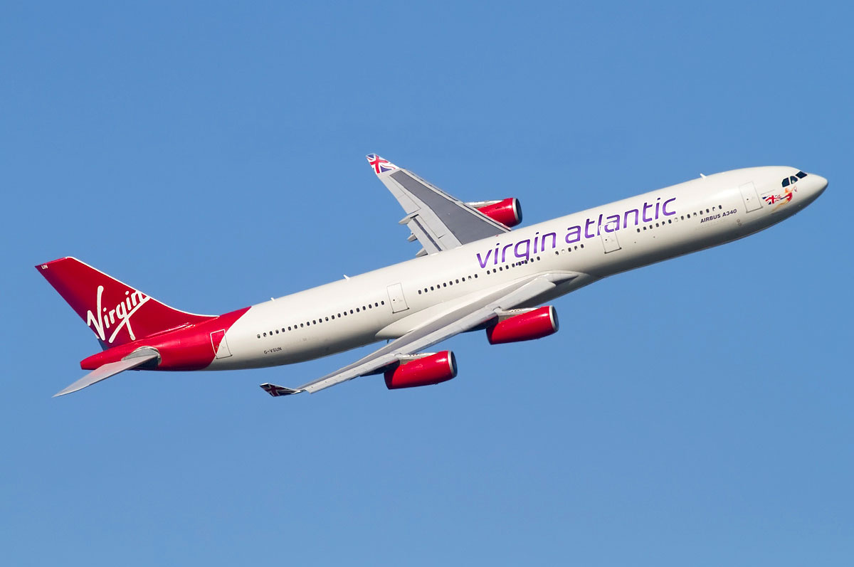 Самолет Airbus A340-300